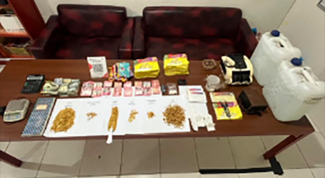 Hasil penggerebekan Toko Mas Samudera di Bengkalis, polisi temukan emas palsu total beratnya capai 1,8 kg /Foto: mediacenter.riau